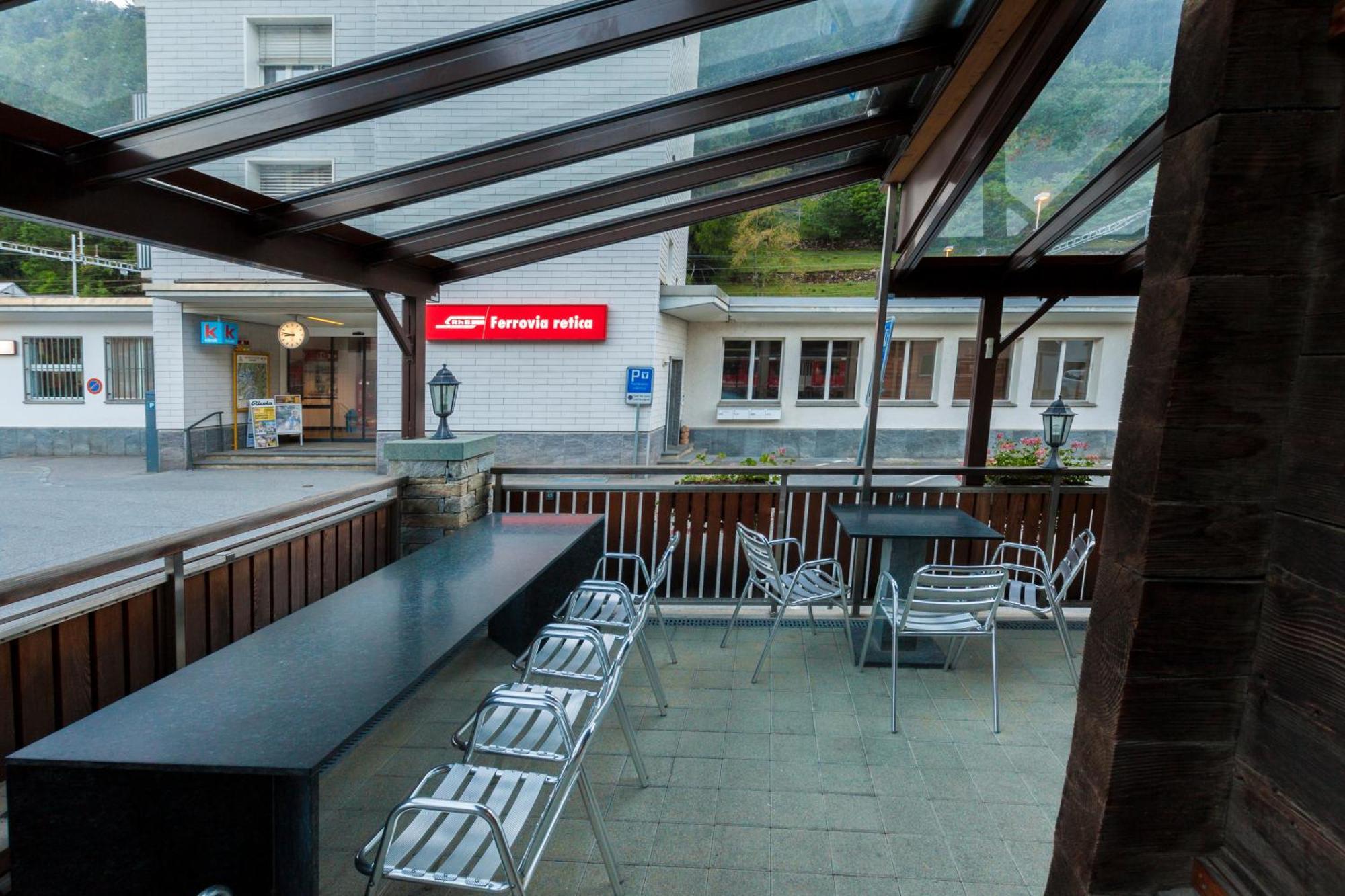 Ristorante Pensione Chalet Stazione Poschiavo Exterior photo
