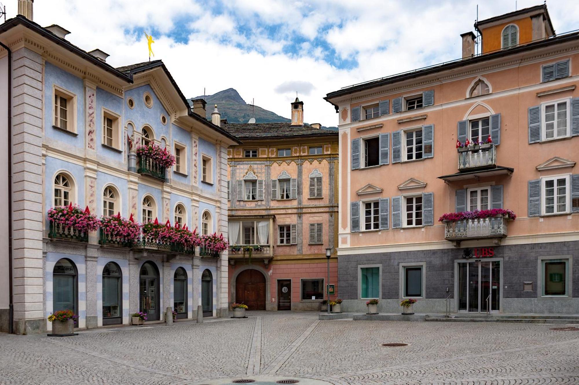 Ristorante Pensione Chalet Stazione Poschiavo Exterior photo