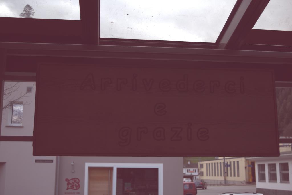 Ristorante Pensione Chalet Stazione Poschiavo Exterior photo